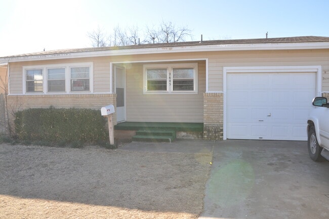 Building Photo - 2605 43rd St