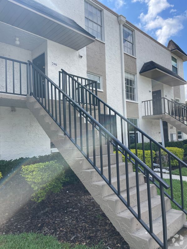 Building Photo - 107 Caldwell Dr