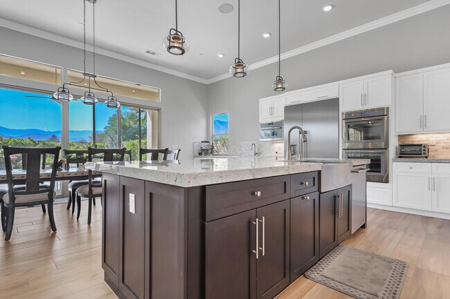 Building Photo - 81675-675 Thunder Gulch Way