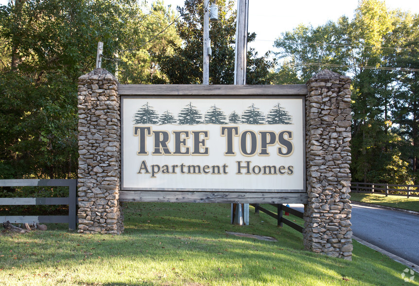 Building Photo - Tree Tops Apartments