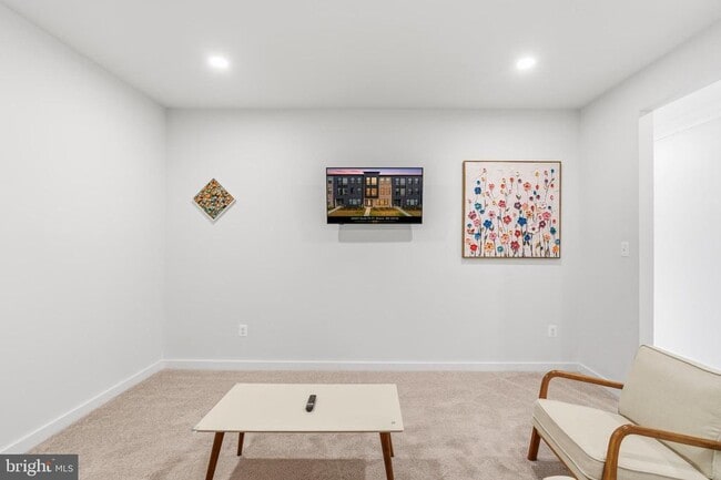 Building Photo - 16007 Hyde Pk Pl