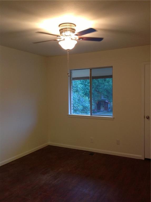 Building Photo - 8811 Dawnridge Cir