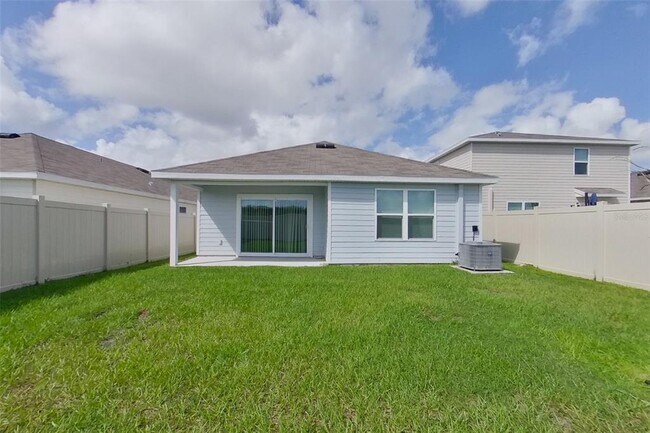 Building Photo - 8595 SW 43rd Ter