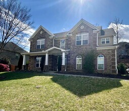 Building Photo - 205 Dante Ln