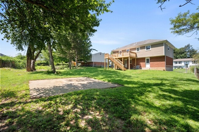 Building Photo - 9212 Foxtail Ct