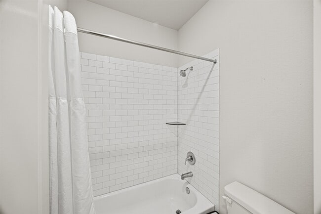 Building Photo - 16631 Lake Austin St