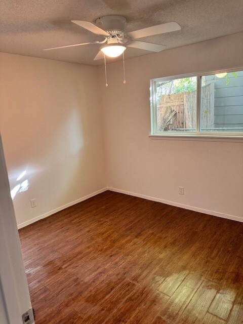 Building Photo - 309 Flournoy Dr