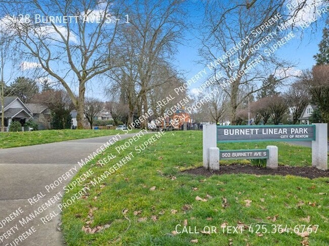 Building Photo - 428 Burnett Ave S