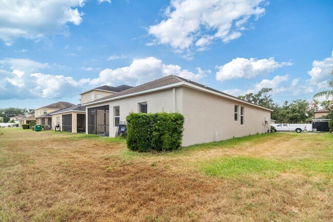 Building Photo - Spacious 4 bed, 3 Bath Terra Bella Home fo...