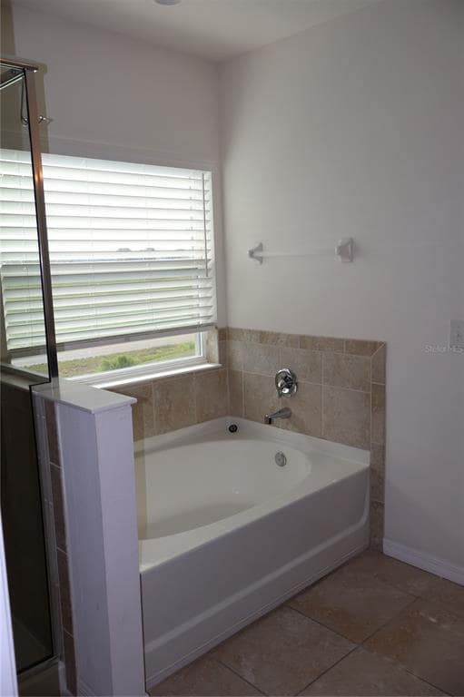 Building Photo - 4540 SW 65th Pl