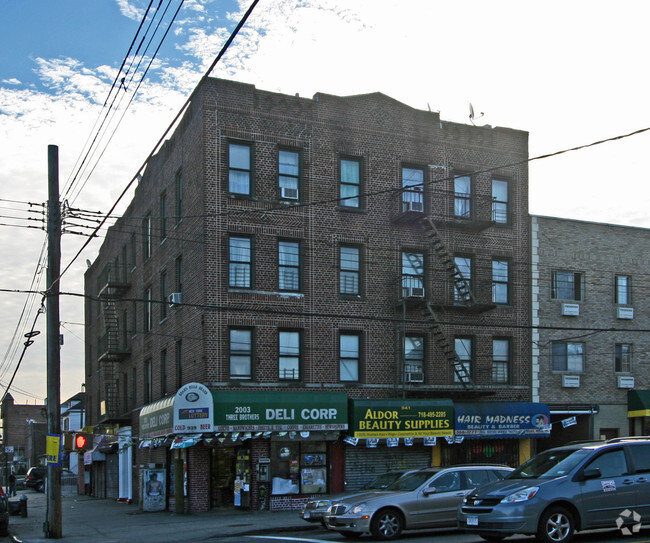 Building Photo - 939 Utica Ave