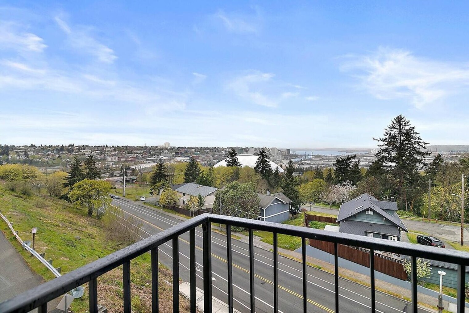 Building Photo - 624 E 32nd St