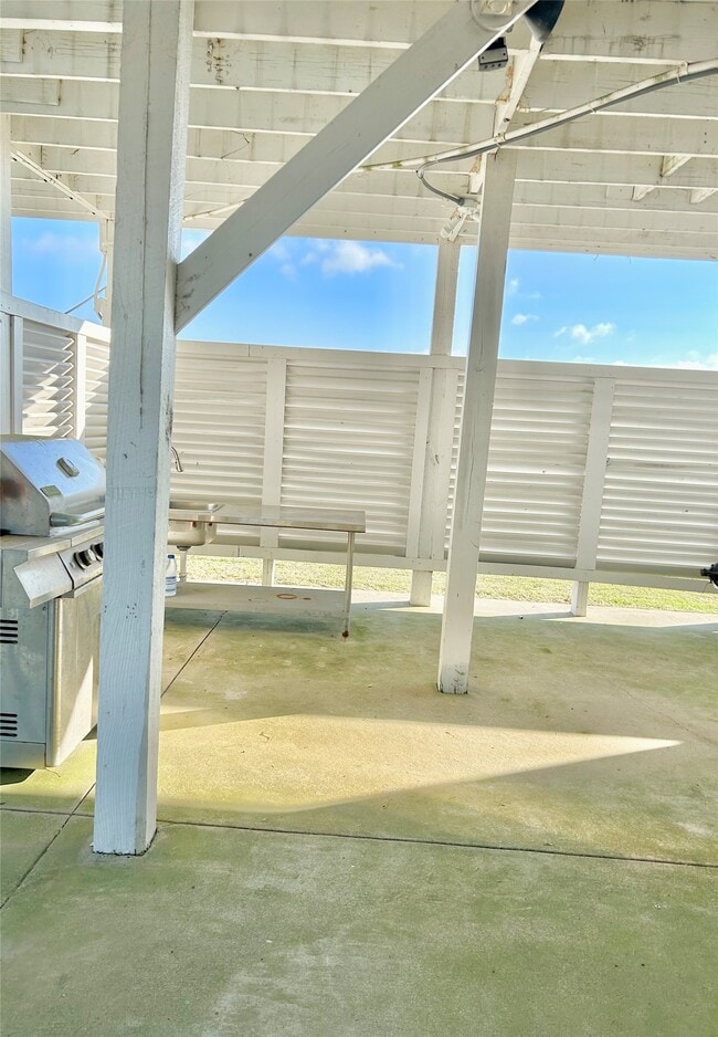 Building Photo - 1256 Canal E