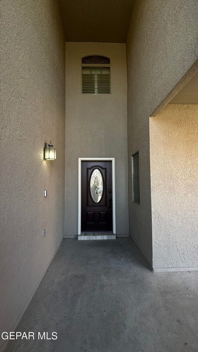 Building Photo - 14193 Honey Point Dr
