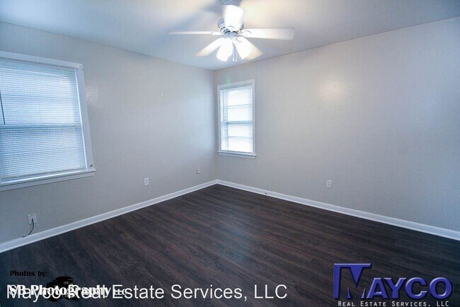 Building Photo - 3 br, 2 bath House - 9336 Pine Grove St.