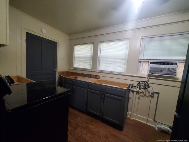 Building Photo - 508 S Magnolia Ave