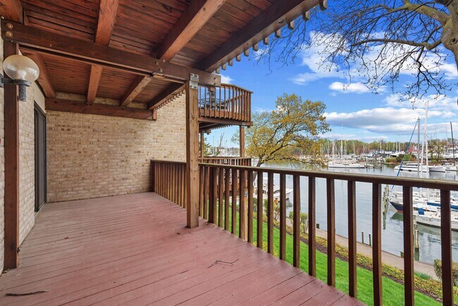 Building Photo - Coming Soon! Waterfront Living in Eastport – Renovated Condo in Severn House