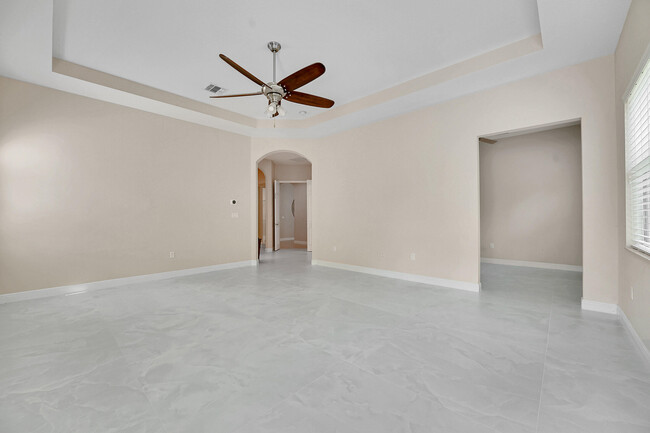Building Photo - 9485 McAneeny Ct