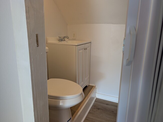 Building Photo - Old Government