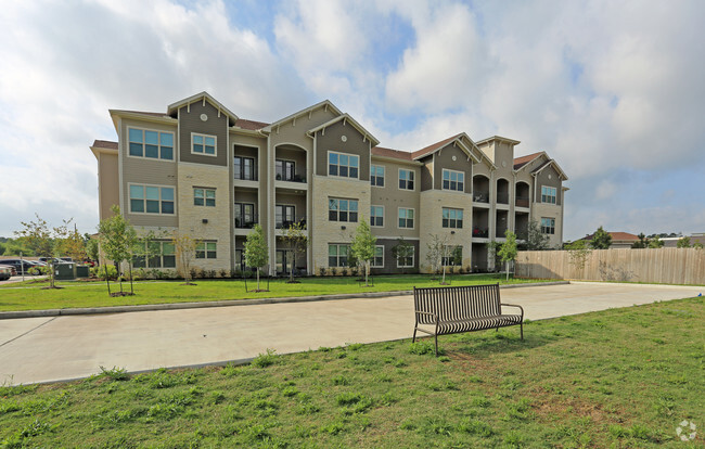 Primary Photo - Lodge at Westlake (Senior Housing 55+)