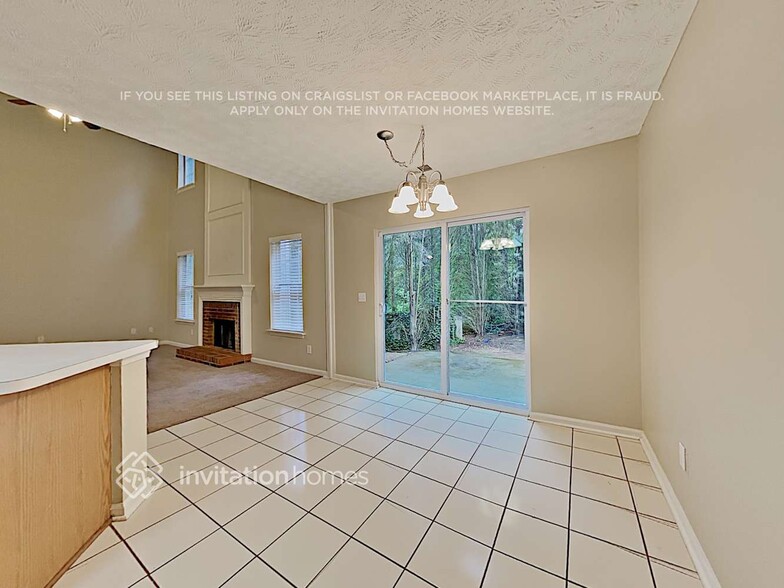 Building Photo - 3262 Ashgrove Ln SW