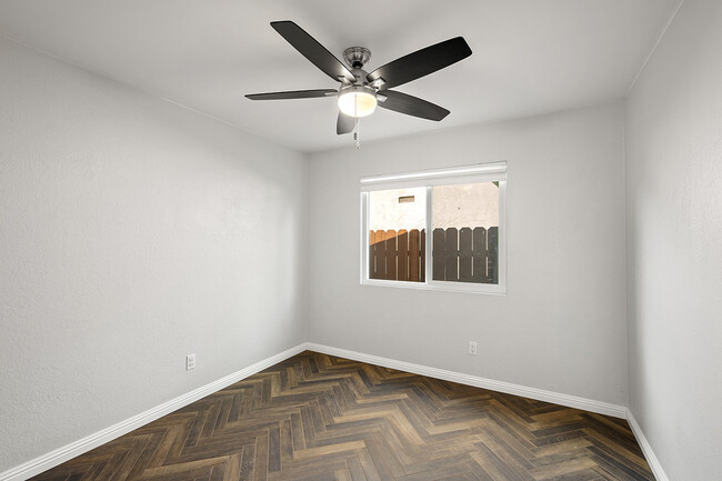Building Photo - 10875 Barbados Way