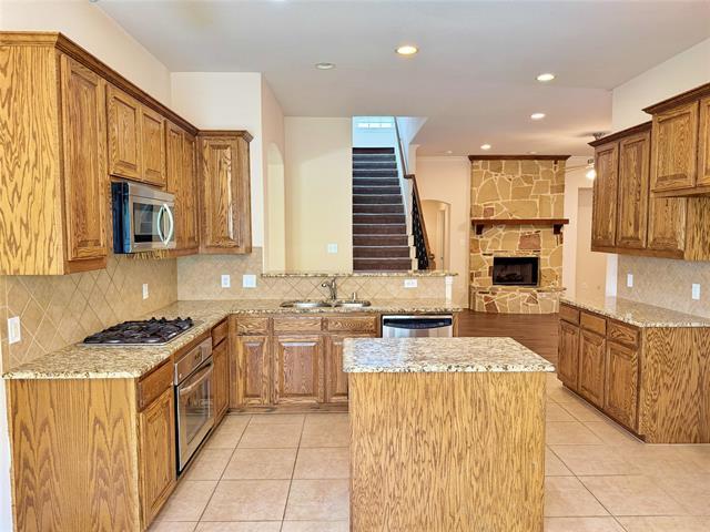 Building Photo - 7105 Handen Dr