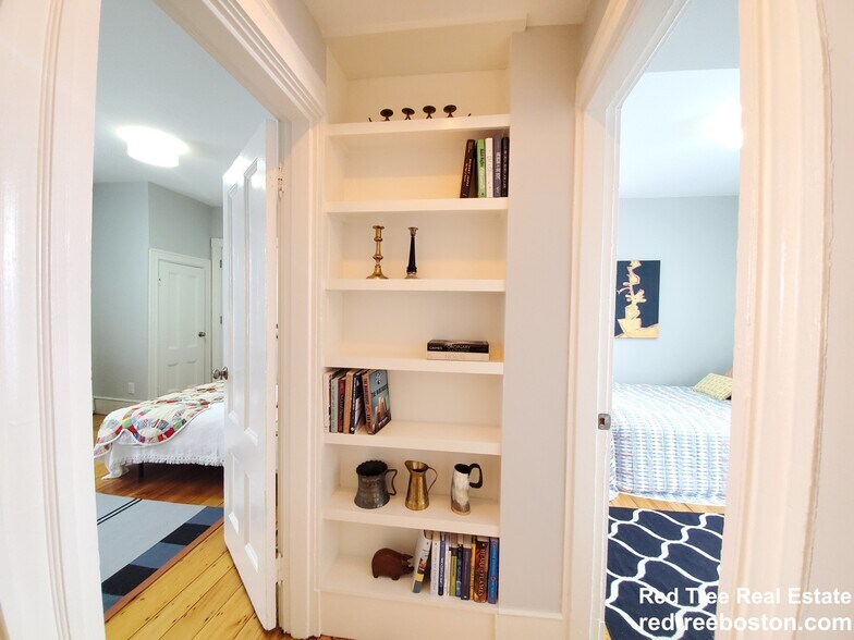 Building Photo - 25 Kensington Ave