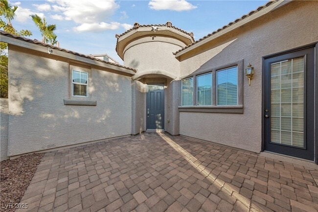 Building Photo - 425 Ralph Mosa St