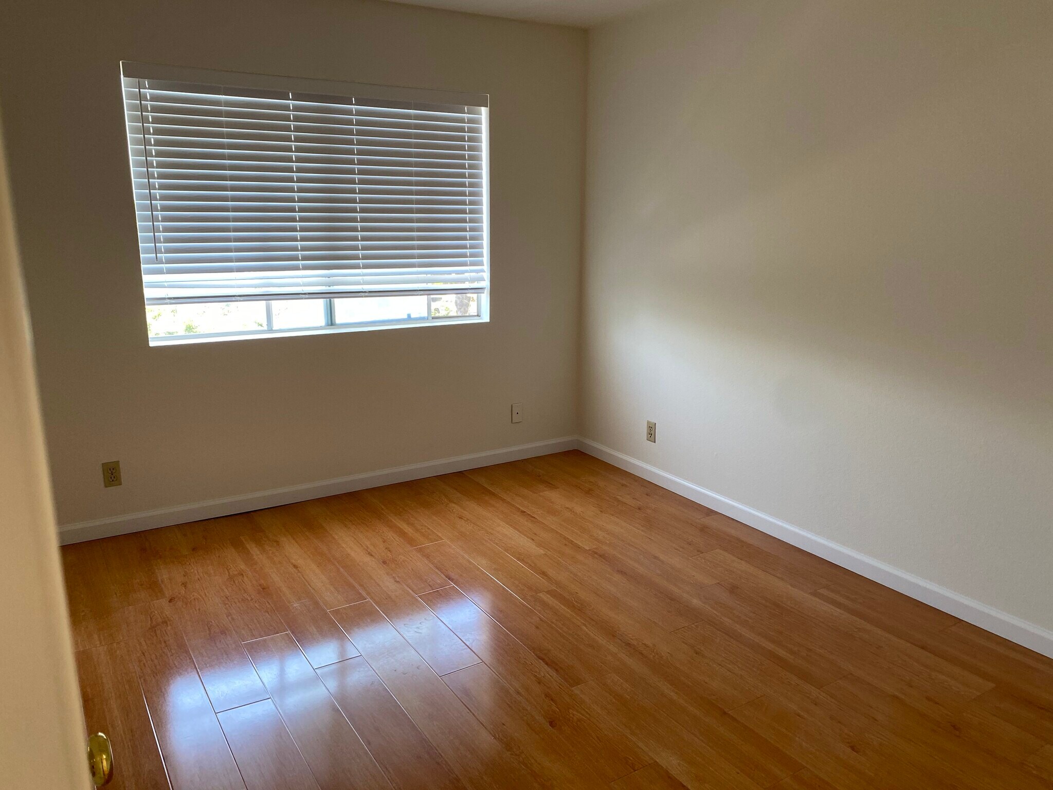 Bedroom No. 2 - 308 E Valencia Ave