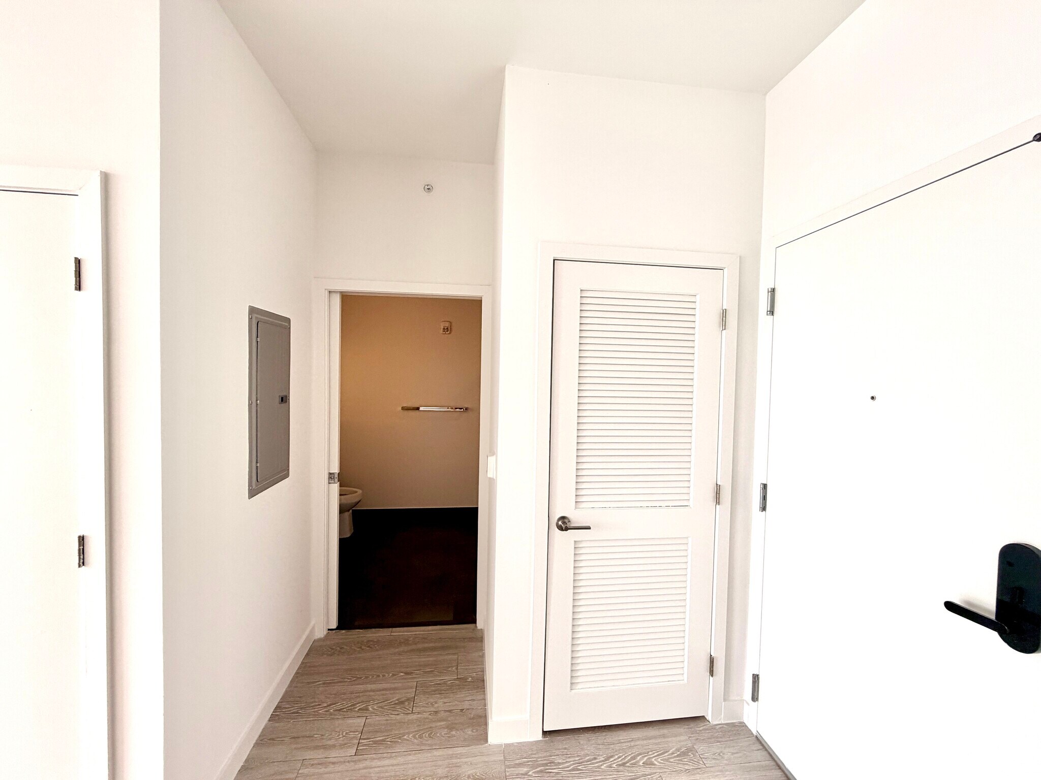 Building Photo - 253 NW 31st St