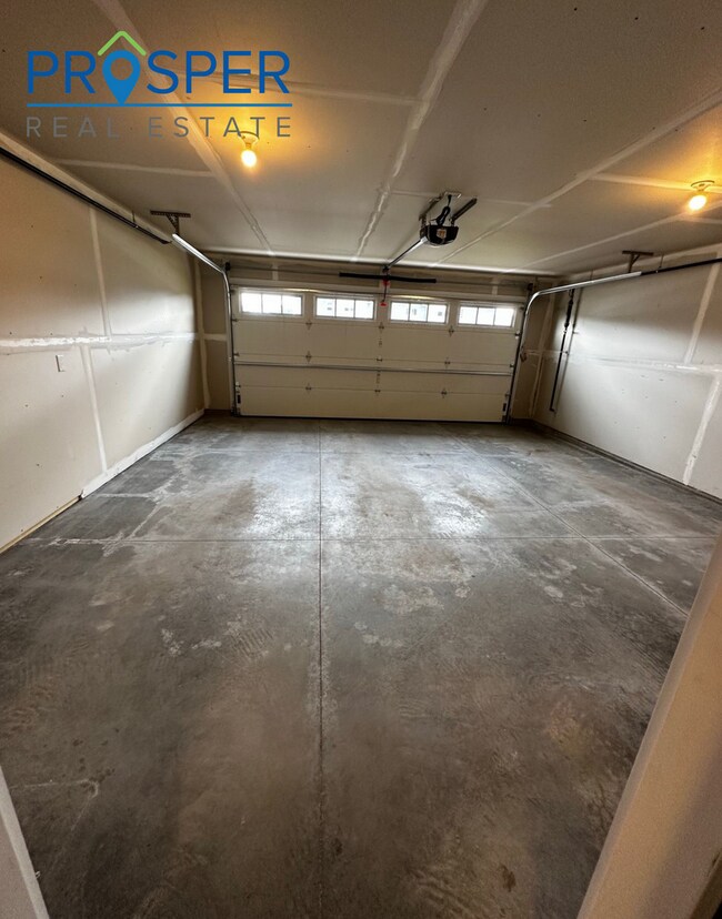 Building Photo - HO1648
