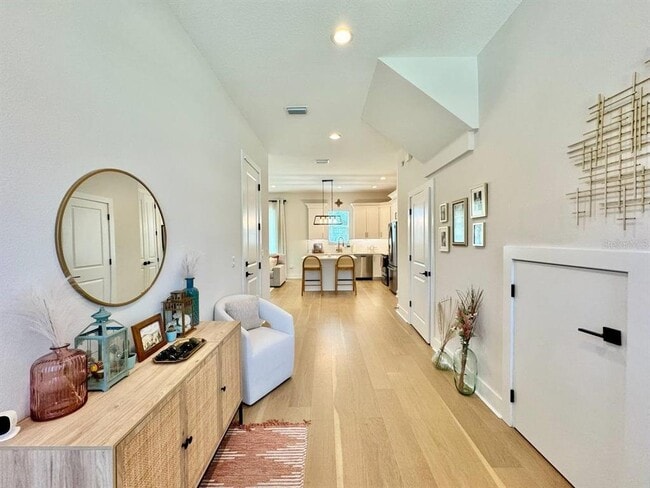 Building Photo - 3722 W Mango Ave