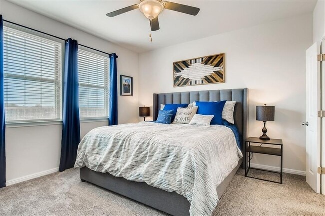 Building Photo - 14225 Fallsprings Way