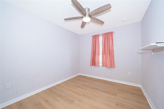 Building Photo - 2110 Crystal Bell St
