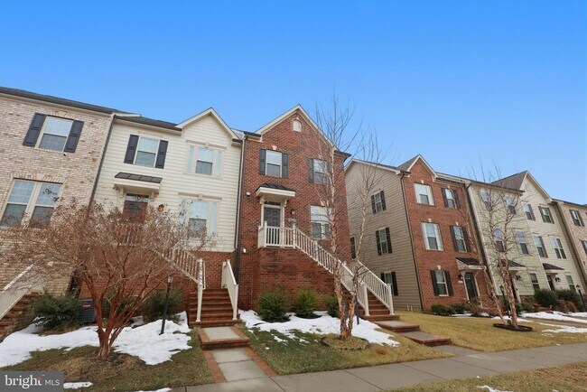 Building Photo - 18091 Red Cedar Rd