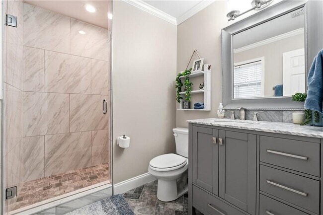 Building Photo - 5960 River Ridge Ln