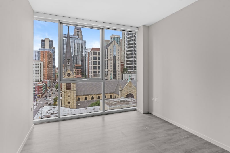 Building Photo - 711 N State St