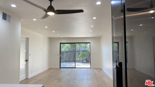 Building Photo - 6474 Cavalleri Rd