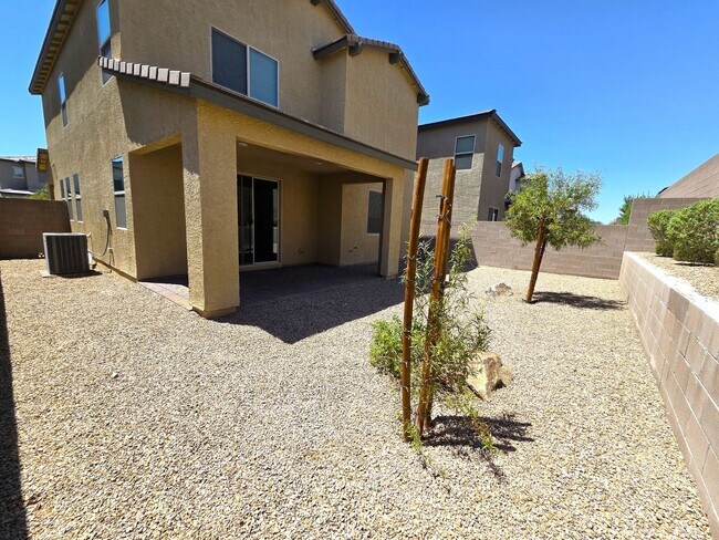 Building Photo - 2868 Amphion Ct