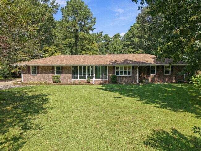 Building Photo - 2260 Indian River Rd