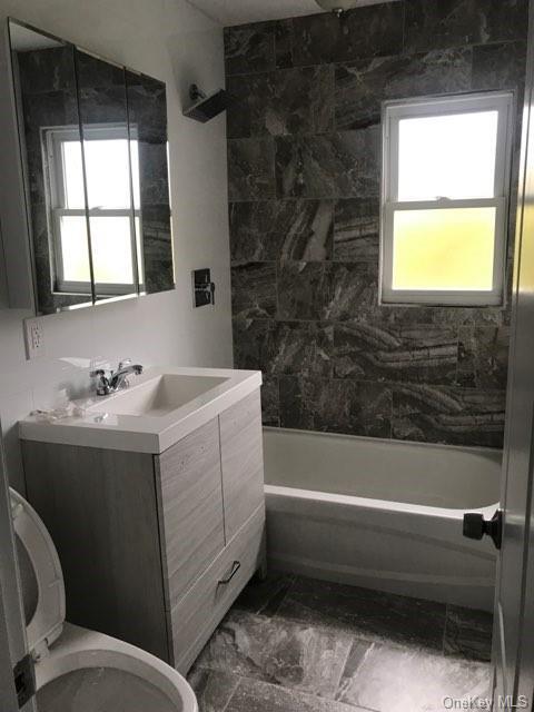 Building Photo - 137-31-137132 132nd Ave