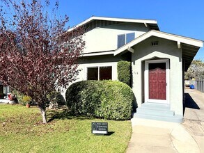 Building Photo - 714-716 El Centro Street