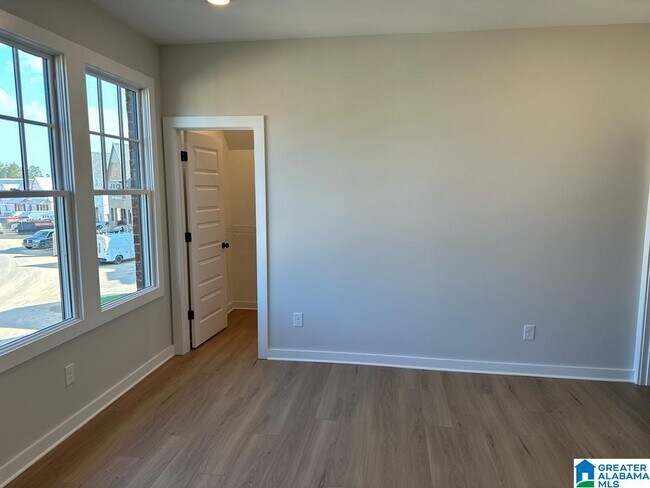 Building Photo - 4882 Silas Ave