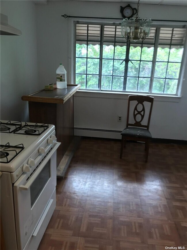 Building Photo - 88-22 Francis Lewis Blvd