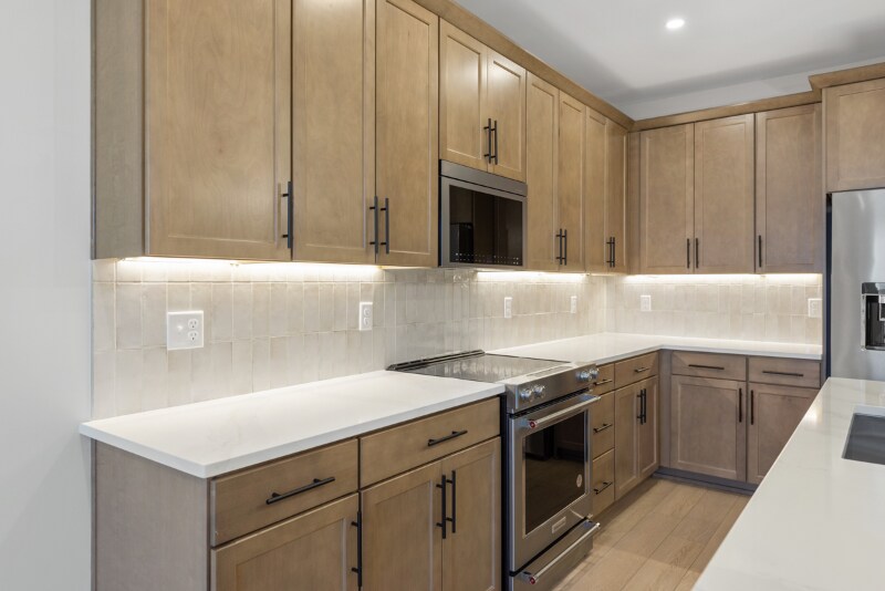 Building Photo - 814 42nd Ave N