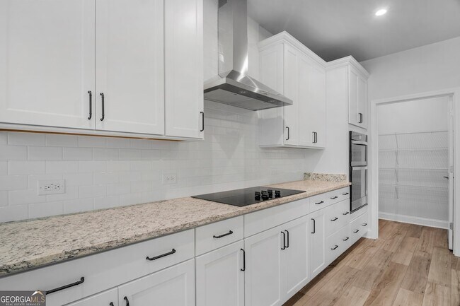 Building Photo - 267 Dendron Dr