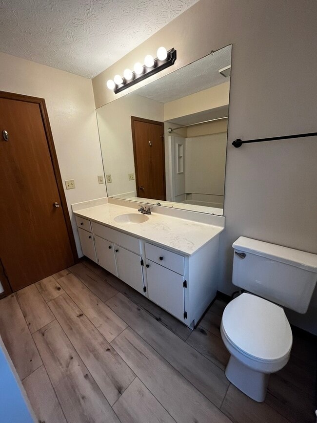 Building Photo - 5894 Aqua Bay Dr