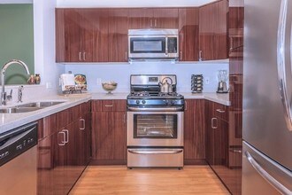 Comtemporary Kitchen with ALL Stainless Steel Appliances - Woodley Sara