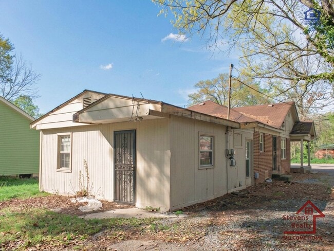 Building Photo - 4816 Tomahawk Trail